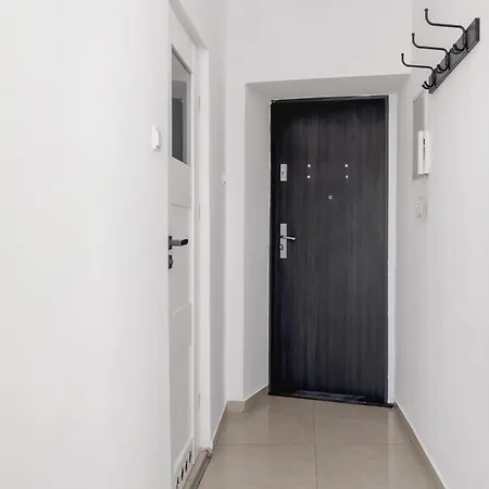1-Bedroom Apartment - Dluga 65 Krakow Exterior photo